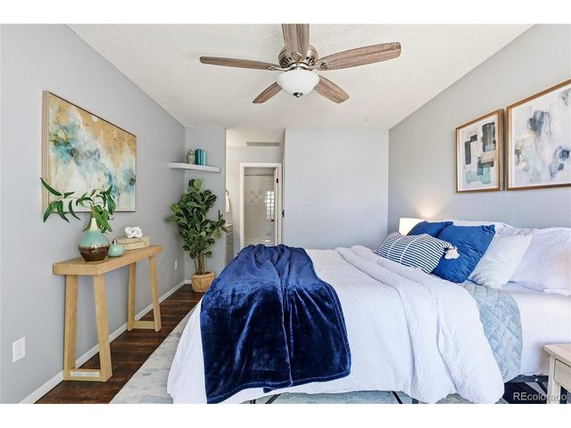 4751 S Clay Ct, Englewood, CO 80110