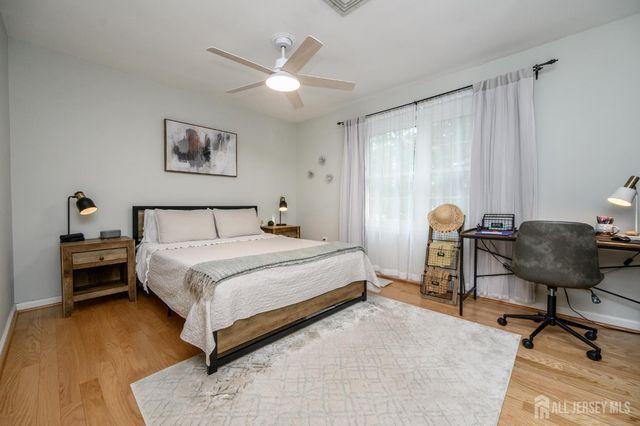 7 King Charles Court, Englishtown, NJ 07726