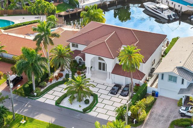 16430 NE 30th Avenue, North Miami Beach, FL 33160