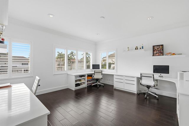 16430 NE 30th Avenue, North Miami Beach, FL 33160