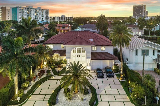 16430 NE 30th Avenue, North Miami Beach, FL 33160