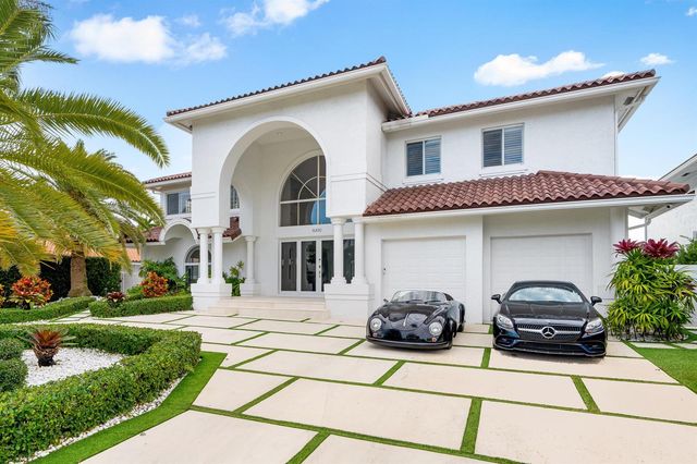 16430 NE 30th Avenue, North Miami Beach, FL 33160