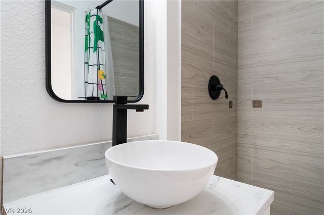 1408 East Carson Avenue, Las Vegas, NV 89101