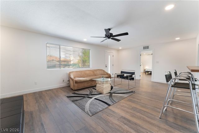 1408 East Carson Avenue, Las Vegas, NV 89101