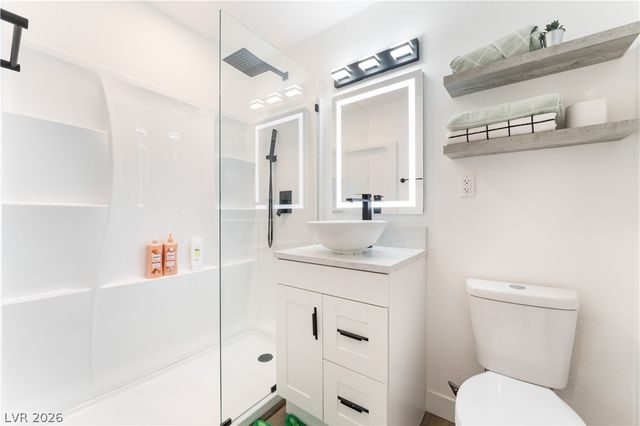 1408 East Carson Avenue, Las Vegas, NV 89101