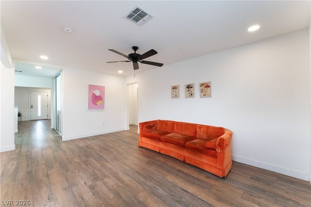 1408 East Carson Avenue, Las Vegas, NV 89101