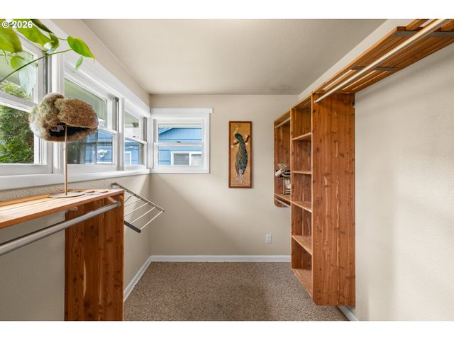 600 Ne 108TH Ave, Portland, OR 97220