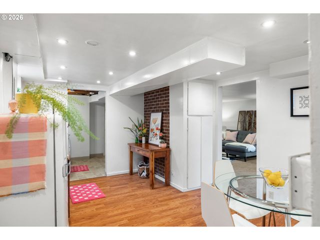 600 Ne 108TH Ave, Portland, OR 97220