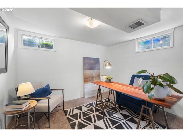 600 Ne 108TH Ave, Portland, OR 97220