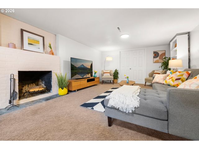 600 Ne 108TH Ave, Portland, OR 97220