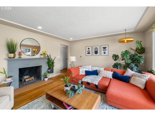 600 Ne 108TH Ave, Portland, OR 97220