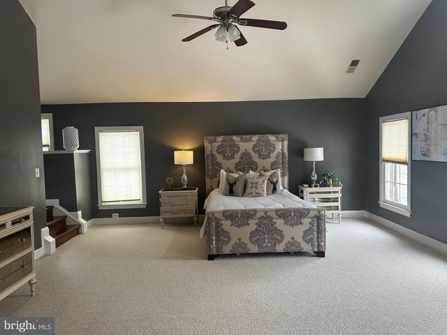 3511 GERMAINIA CT, Triangle, VA 22172