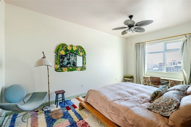 150 Las Vegas Boulevard 1906, Las Vegas, NV 89101