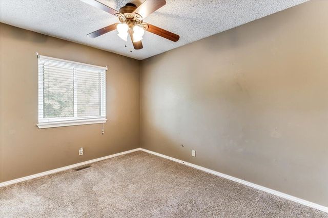 5434 S Washington Ave, Wichita, KS 67219