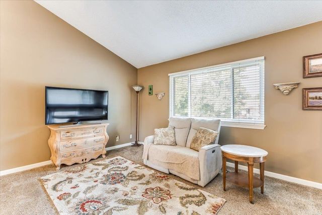 5434 S Washington Ave, Wichita, KS 67219