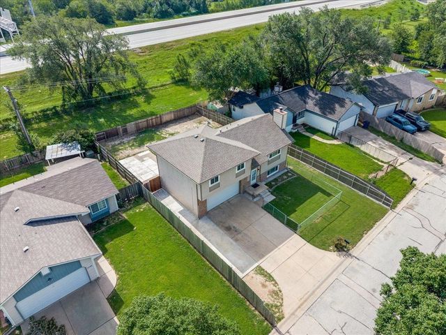 5434 S Washington Ave, Wichita, KS 67219