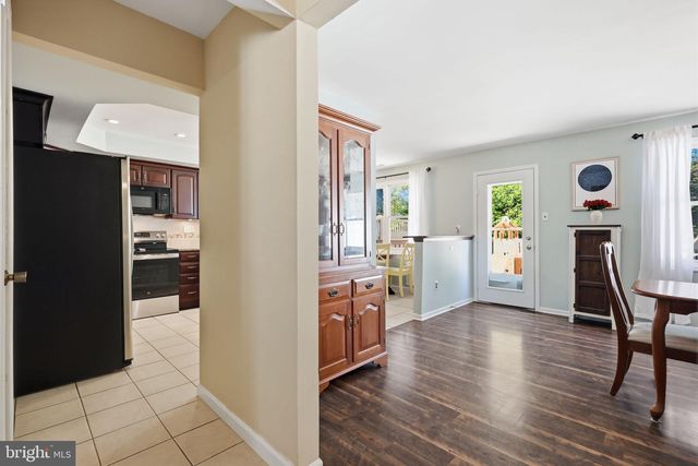 1394 PEPPERBUSH CT, Yardley, PA 19067