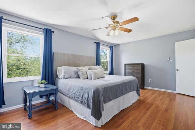 1394 PEPPERBUSH CT, Yardley, PA 19067