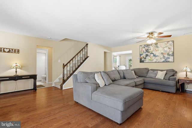 1394 PEPPERBUSH CT, Yardley, PA 19067