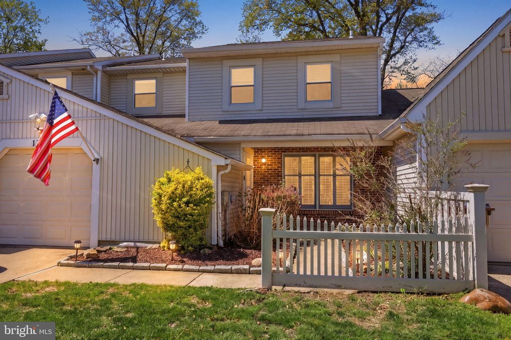 1394 PEPPERBUSH CT, Yardley, PA 19067