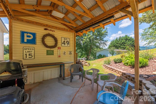 40 Farmstead Road, Leicester, NC 28748