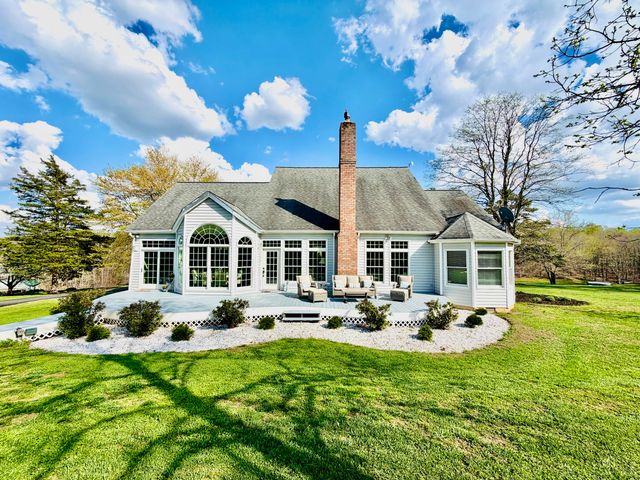 2844 Fairview Church RD, Huddleston, VA 24104