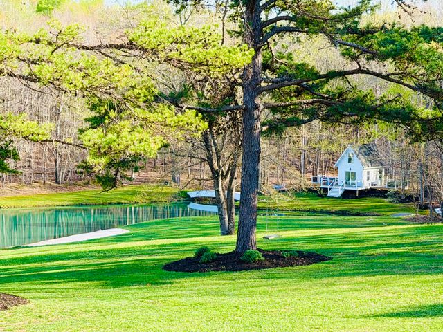 2844 Fairview Church RD, Huddleston, VA 24104