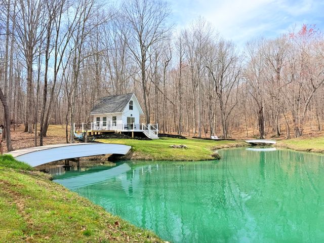 2844 Fairview Church RD, Huddleston, VA 24104