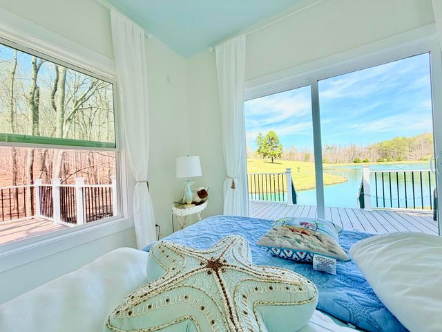 2844 Fairview Church RD, Huddleston, VA 24104