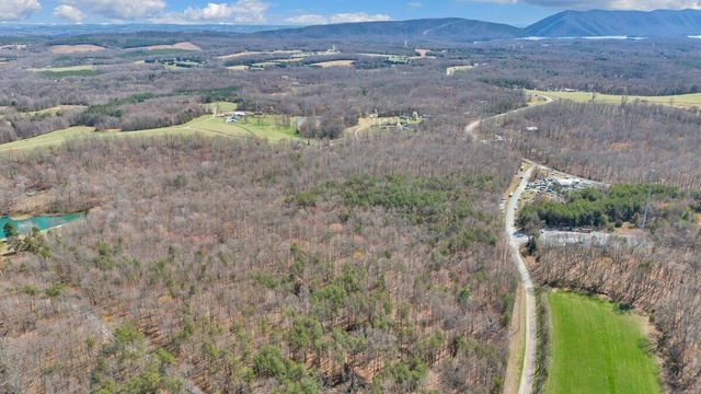 2844 Fairview Church RD, Huddleston, VA 24104