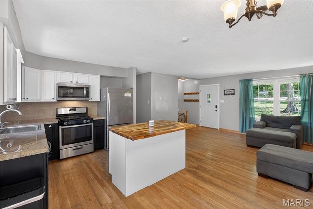 5528 Hillsboro Hematite Road, De Soto, MO 63020