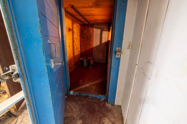 31825 N REGAL Rd, Deer Park, WA 99006