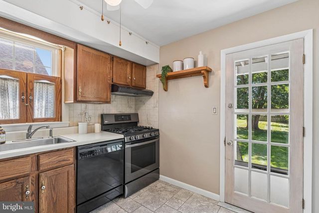 2917 CHENOAK AVE, Baltimore, MD 21234