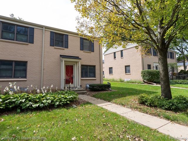 1984 Graefield Road, Birmingham, MI 48009