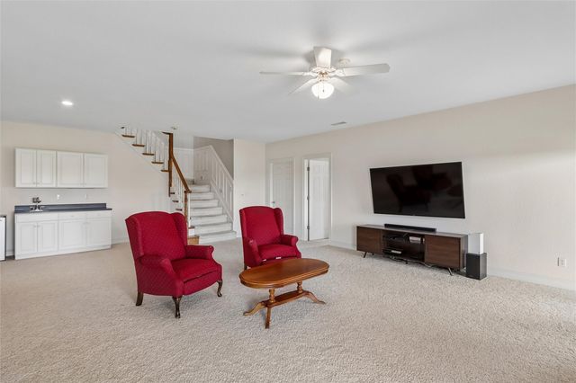 2765 Jeremy Court NW, Swisher, IA 52338