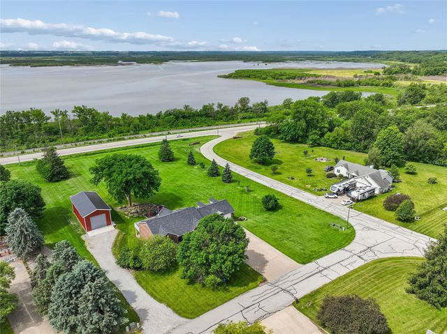 2765 Jeremy Court NW, Swisher, IA 52338