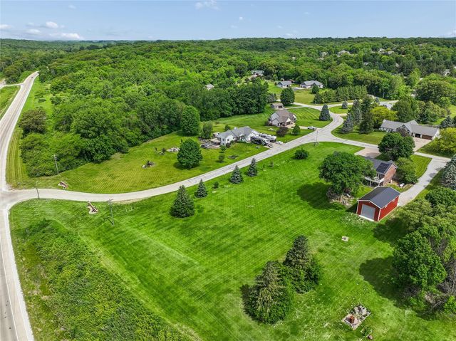2765 Jeremy Court NW, Swisher, IA 52338