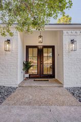 10303 Chevy Chase Drive, Houston, TX 77042