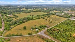761 Boones Station Road, Johnson City, TN 37615