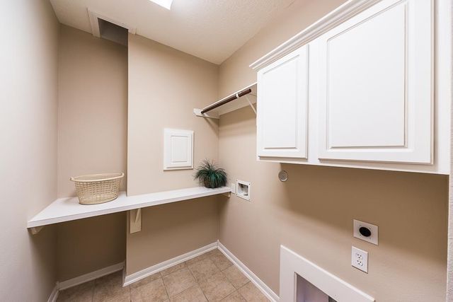 6818 Alden Court, Sugar Land, TX 77479