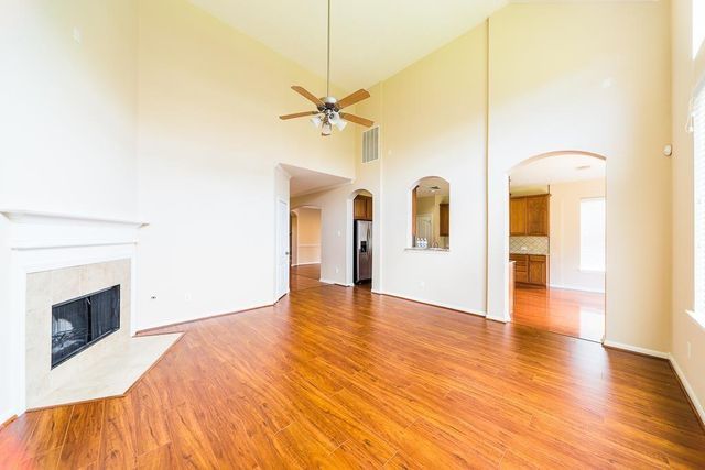 6818 Alden Court, Sugar Land, TX 77479