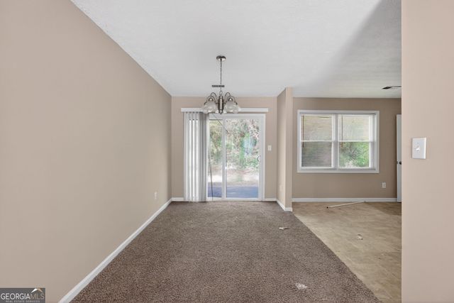 4070 Chimney Ridge Way, Ellenwood, GA 30294
