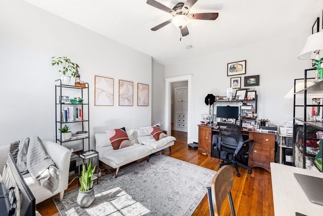 189 Chestnut Hill Avenue 11, Boston, MA 02135