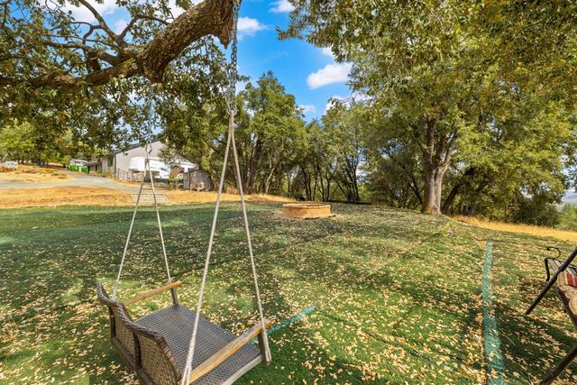 10240 Ponderosa Way, Pine Grove, CA 95665