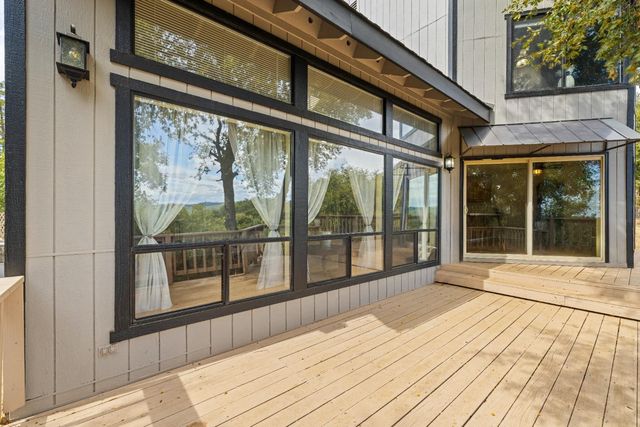 10240 Ponderosa Way, Pine Grove, CA 95665