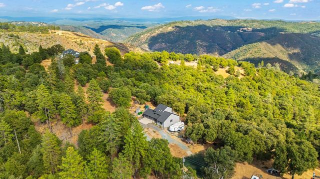 10240 Ponderosa Way, Pine Grove, CA 95665