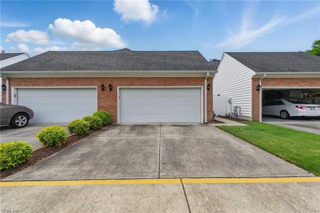 929 Stanhope GDNS, Chesapeake, VA 23320