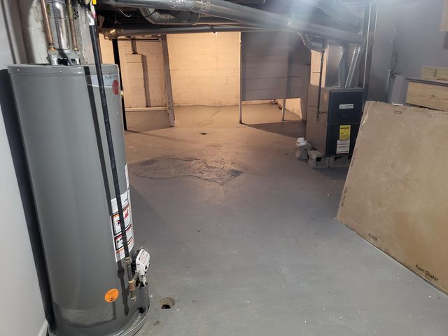 19615 Hasse Street, Detroit City, MI 48234