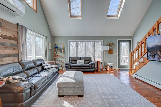 5 Holiday Ridge Road, Bartlett, NH 03812