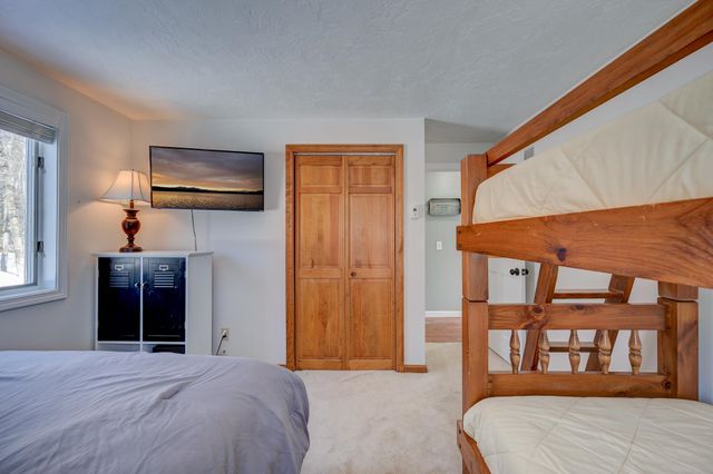 5 Holiday Ridge Road, Bartlett, NH 03812